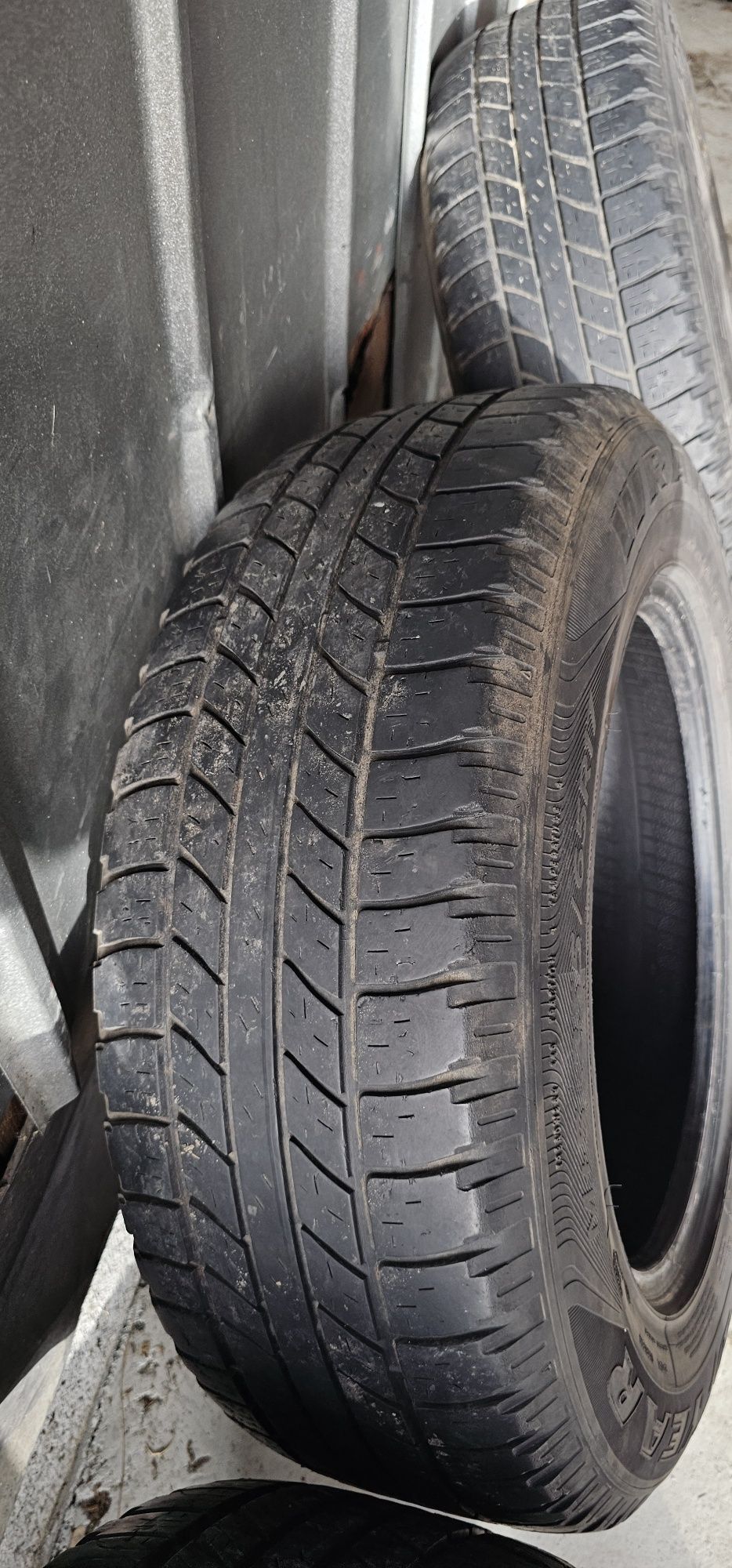 Opony całoroczne 235/65/17 Goodyear Wrangler