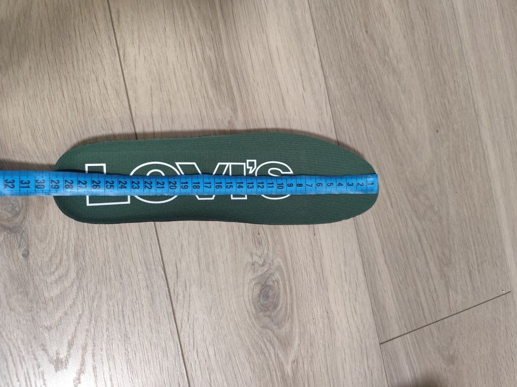 Чоловічі кеди Levi's