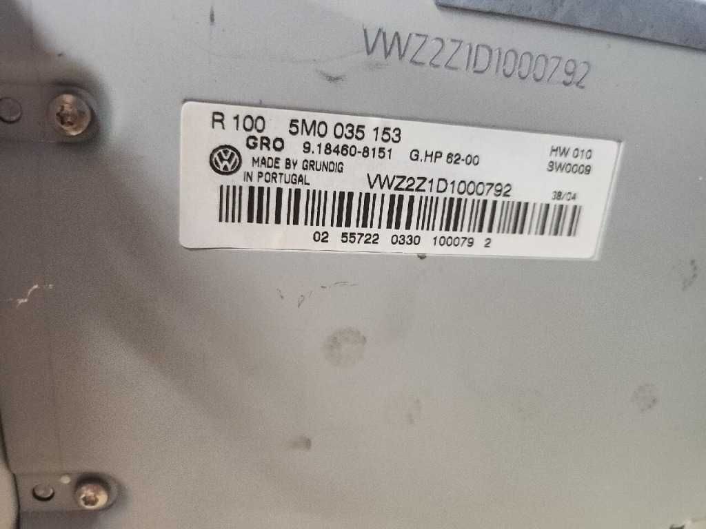Radio VW Volkswagen R100 + kod nowe Passat b6 Golf 5 Caddy Polo Tiguan