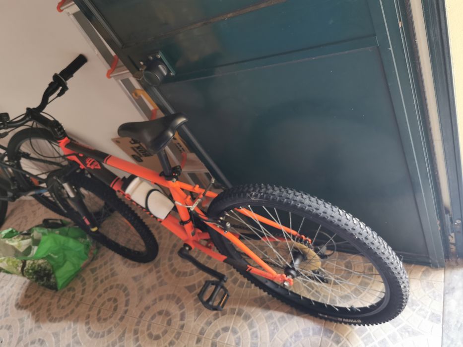 Bicicleta tamanho medio