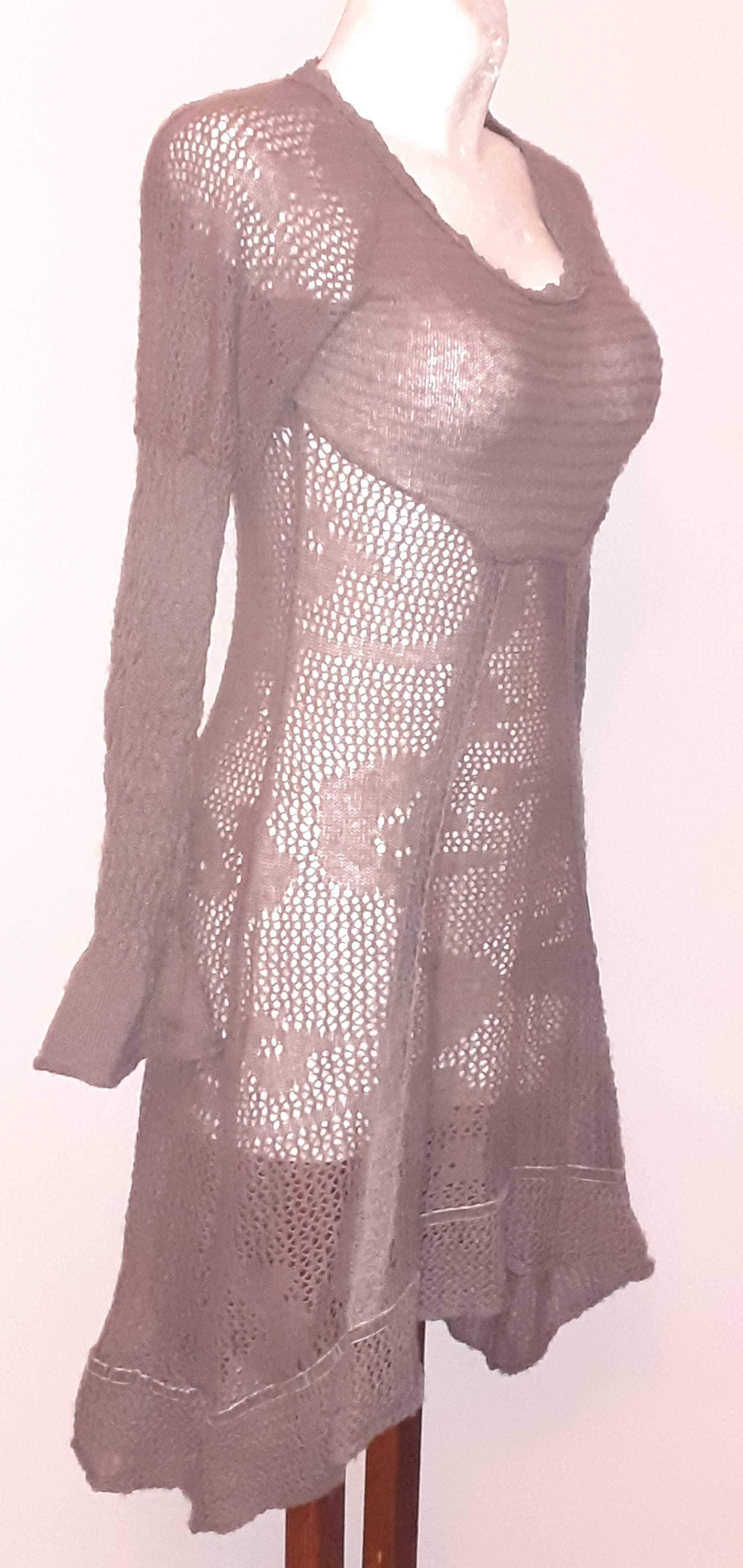Sukienka jesienna ażurowa w stylu boho