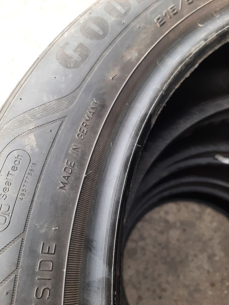 215/50/19 Goodyear electric drive