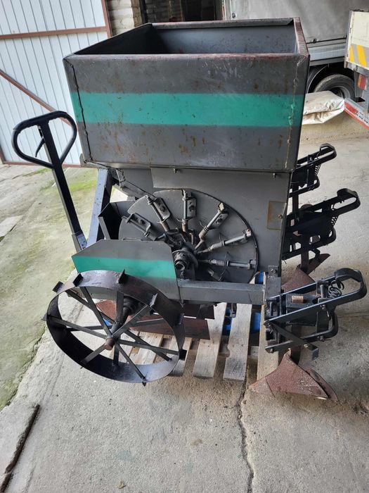 Sadzarka do ziemniaków