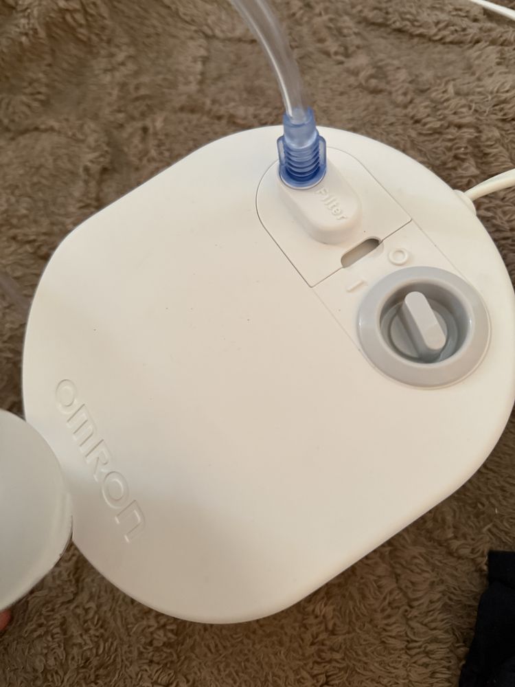 Інгалятор Omron C101 Essential