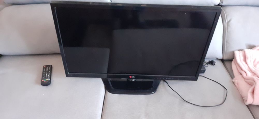 Vendo tv led LG.
