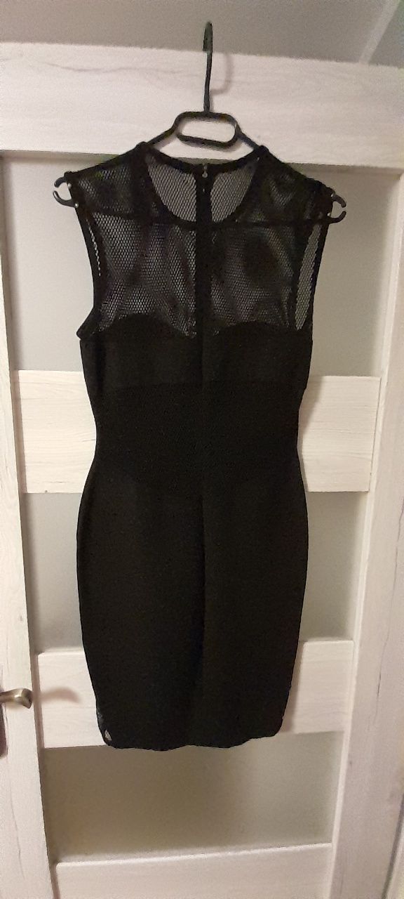 Czarna mini sukienka  Guess rozm S
