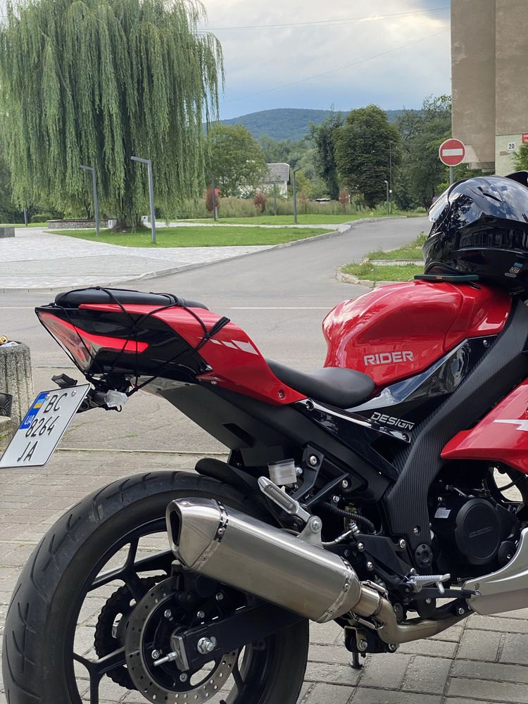 Продам Rider r1m 250cc