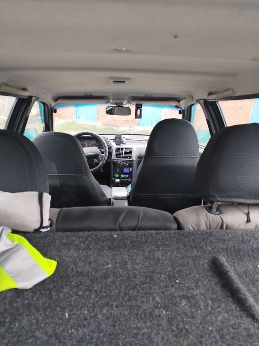 Продам ВАЗ универсал 21112