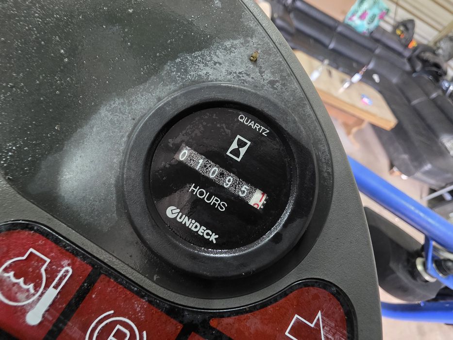 Traktorek Kosiarka Iseki SFH240 4x4 Diesel Górny Wysyp