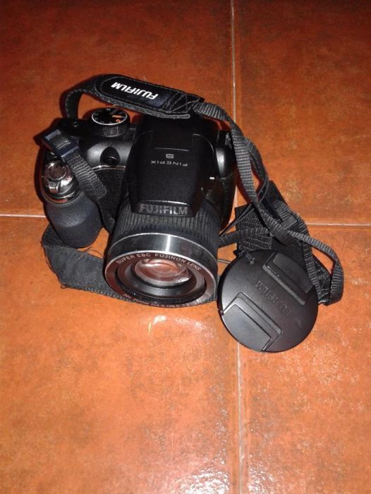 Fujifilm FinePix S4000