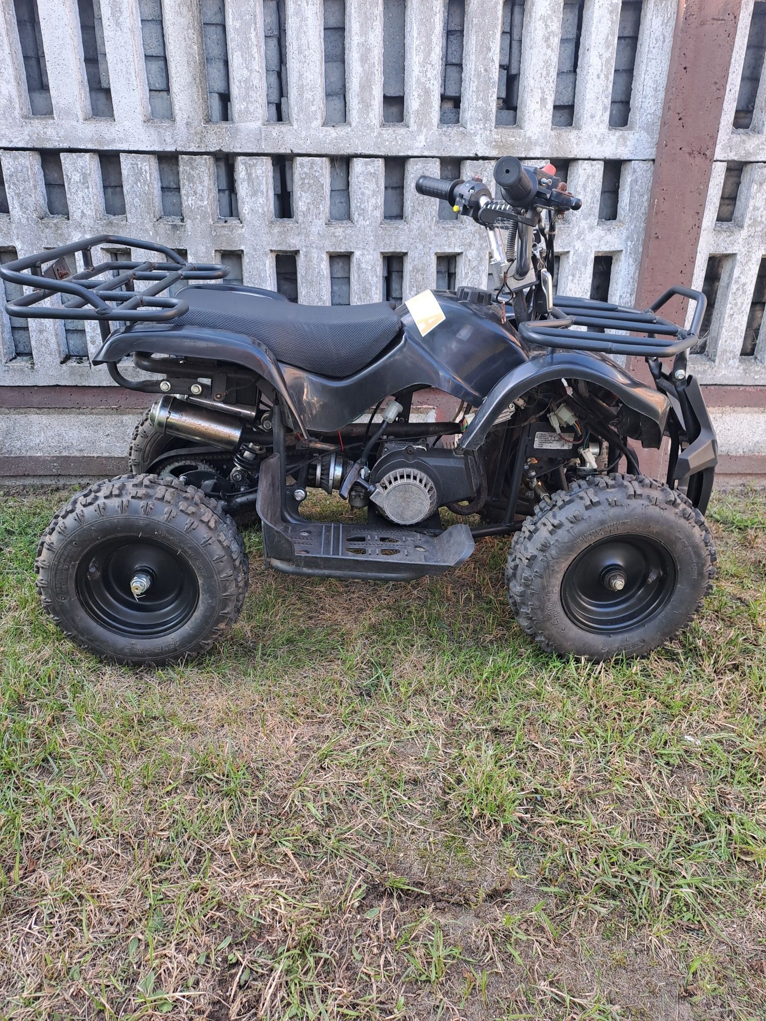 Mini quad pocket bike