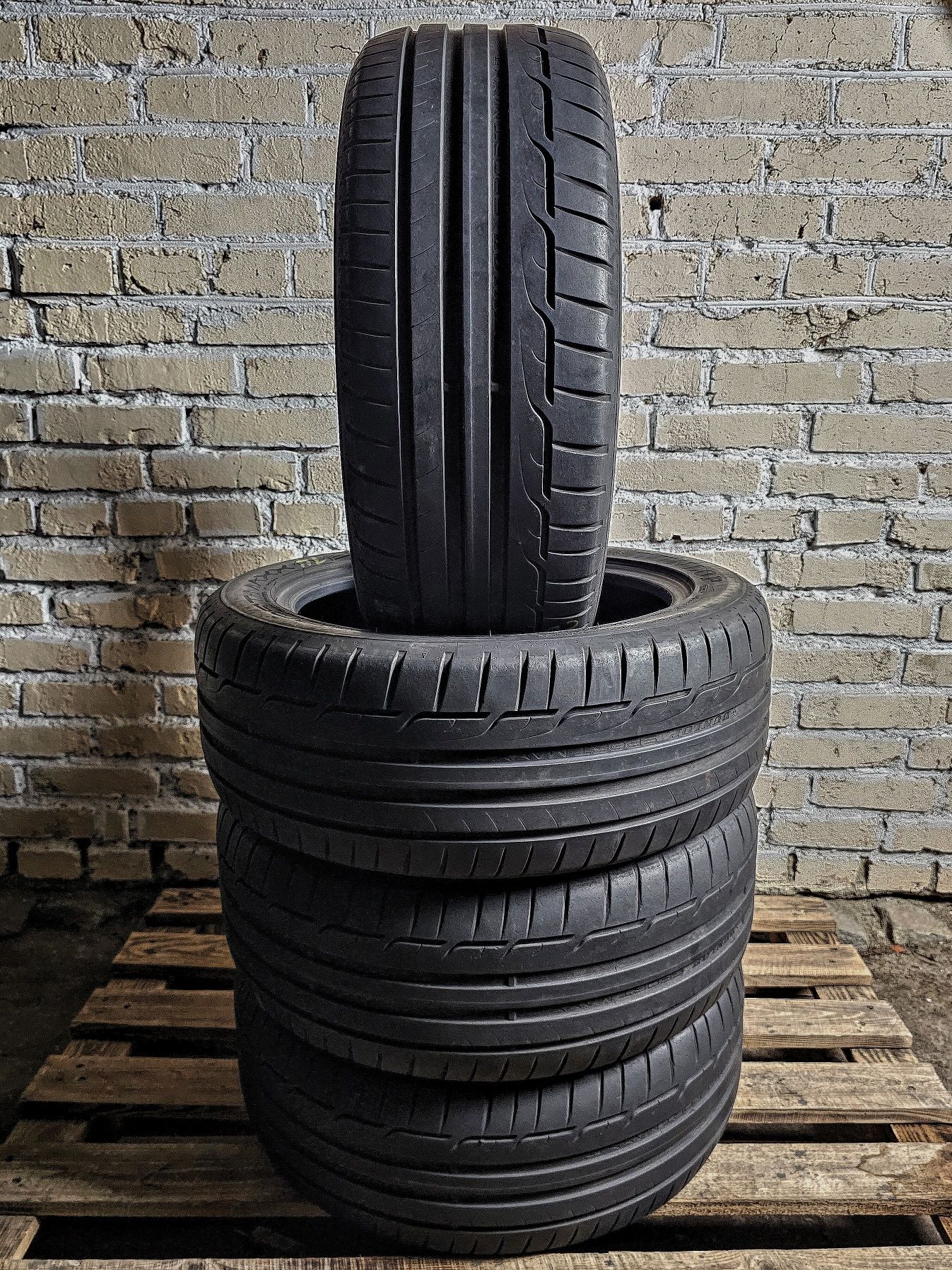 Шини 225/50r17 Dunlop | 2023 | 6.5mm | Germany | Вигідна ціна | Б/У
