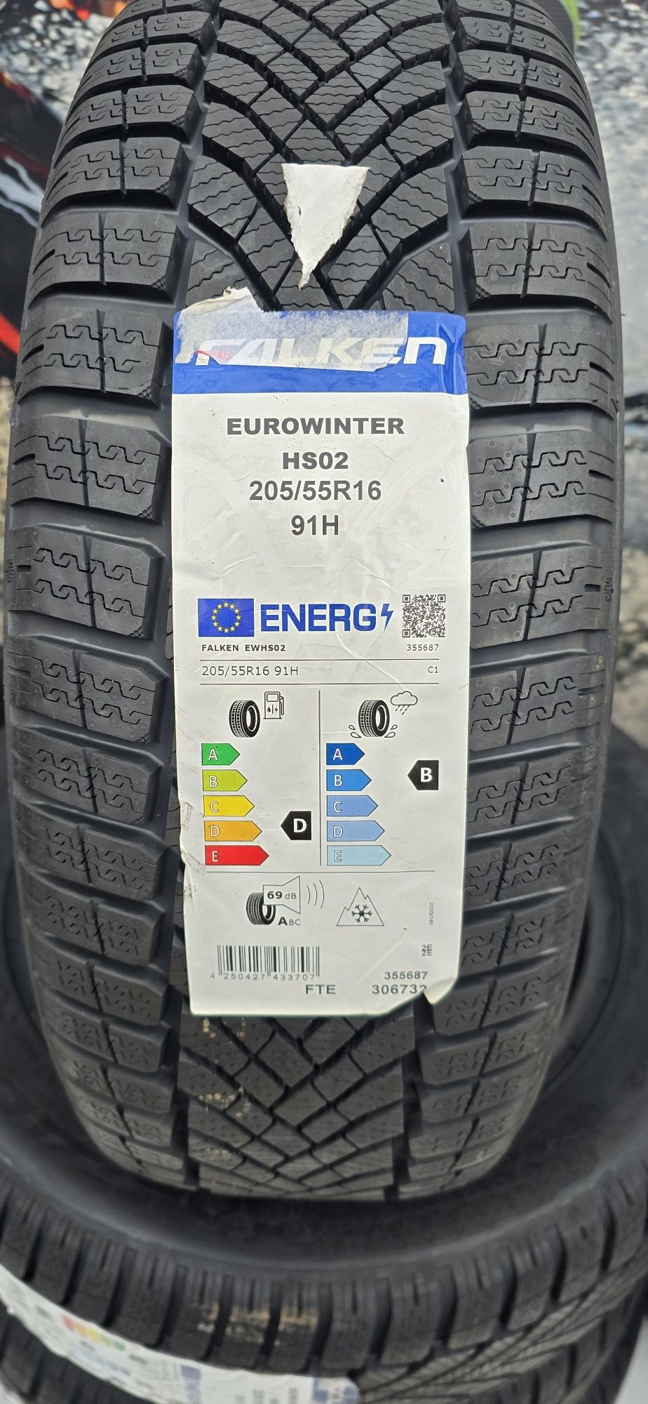 S23 4 x 205/55r16 Falken EuroWinter HS02 91H opony zimowe nowe