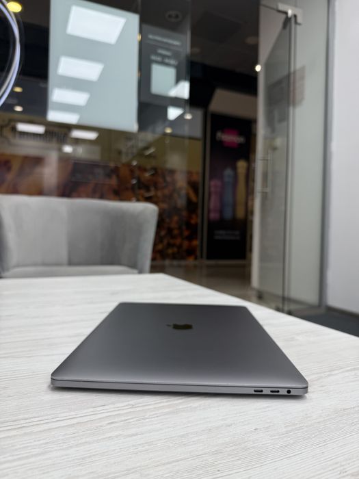 Ідеал | MacBook Pro 15 2018(2019) | i9 •16Gb • 512Gb | Макбук Гарантія