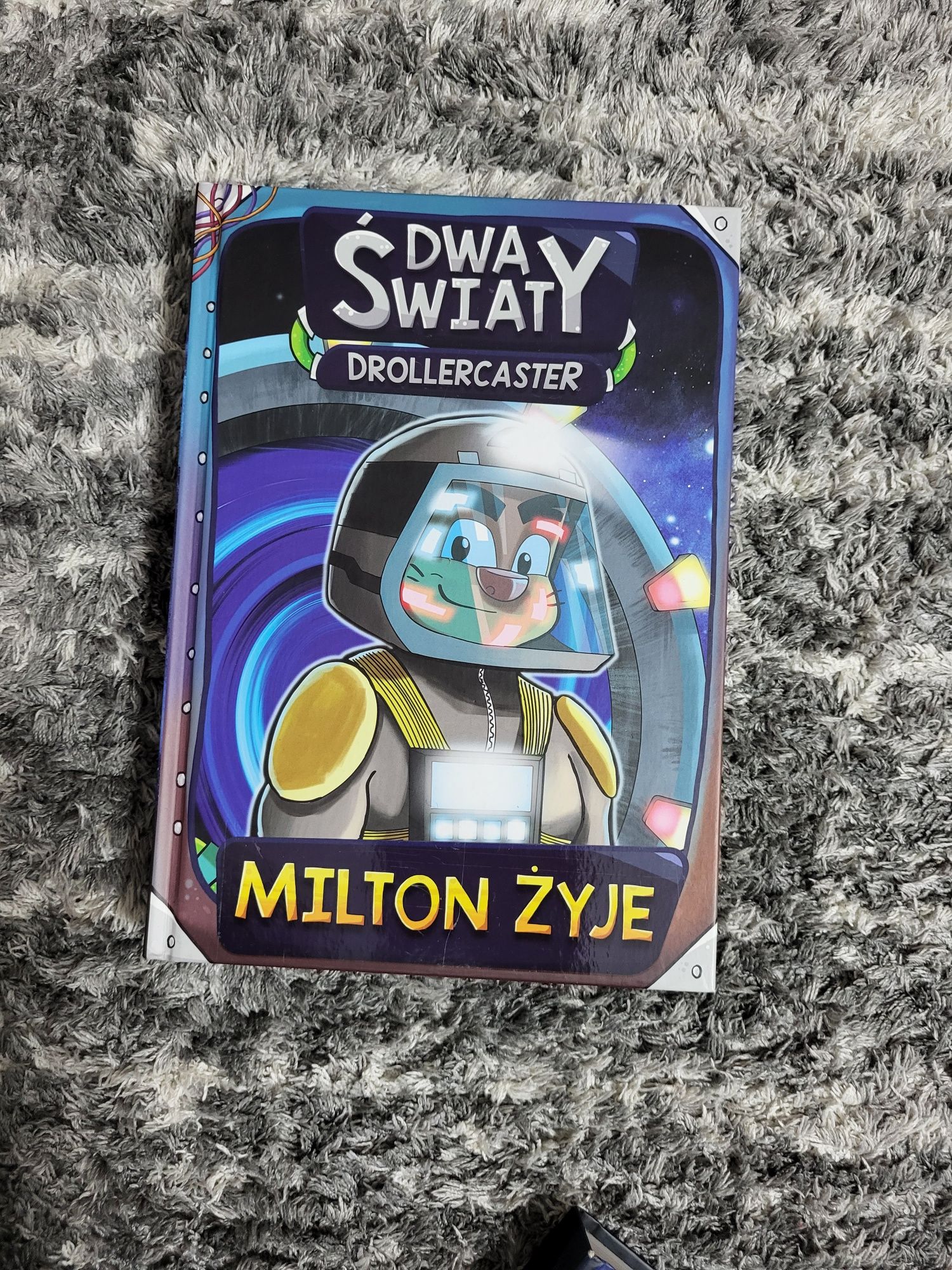 Milton żyje- dwa światy drollercaster