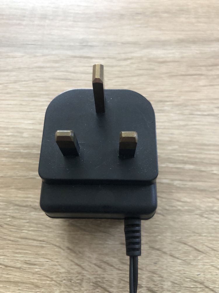 AC adaptor angielski