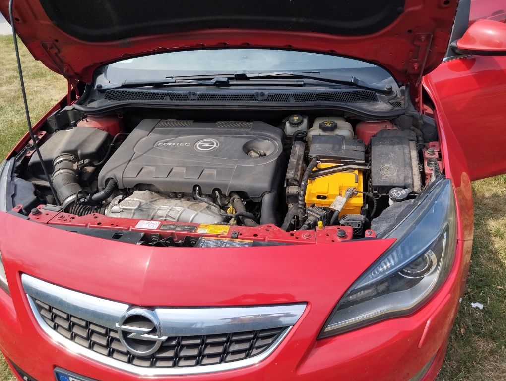 Astra J 2.0 160KM bogate wyposażenie
