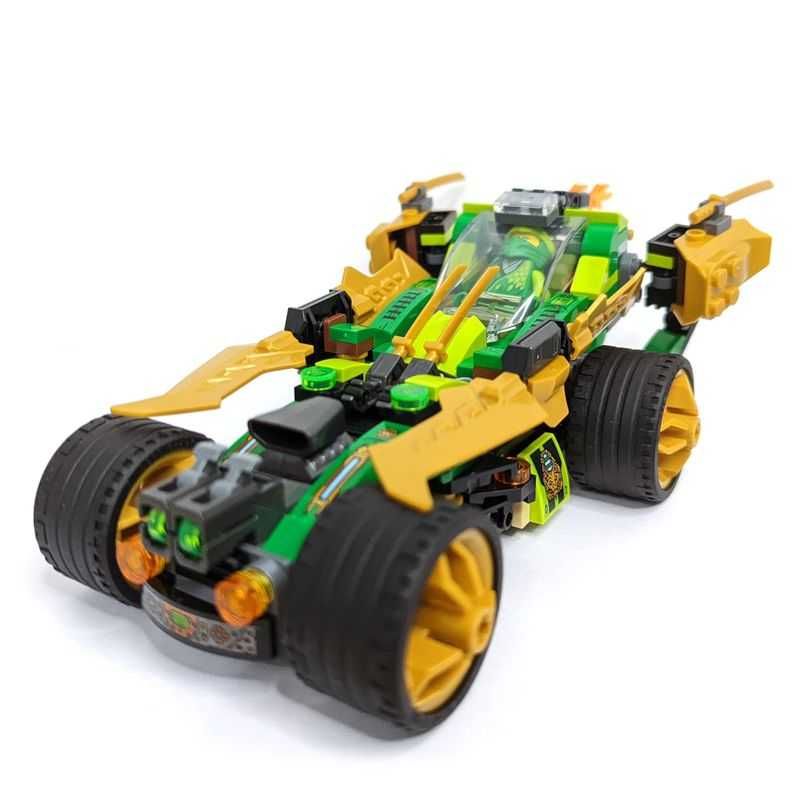 LEGO NINJAGO 71763 Samochód wyścigowy Lloyda EVO - alternatywne wersje