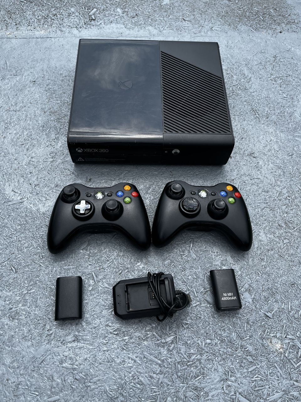 Xbox 360 повний комплект + xbox kinect + 11 ігор