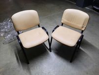 Conjunto de 2 cadeiras de escritório bege - 30 euros!