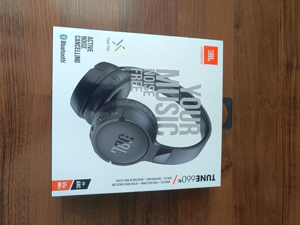 Накладні навушники JBL Tune 660NC (використовувалися декілька разів)