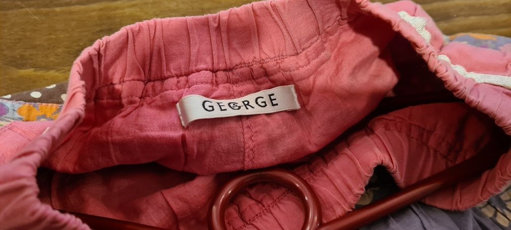 Spodniczka George 6  - 7 lat