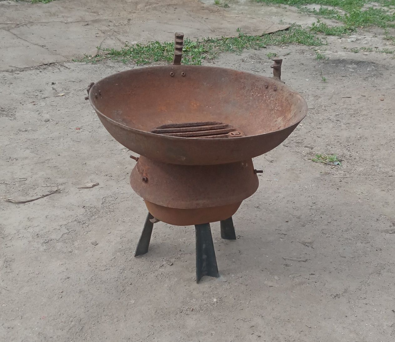 Мангал чугунный ссср