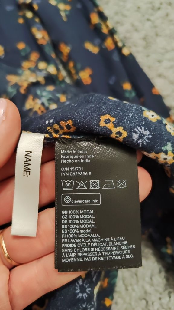 Sukienka dla dziewczynki r.116 H&M