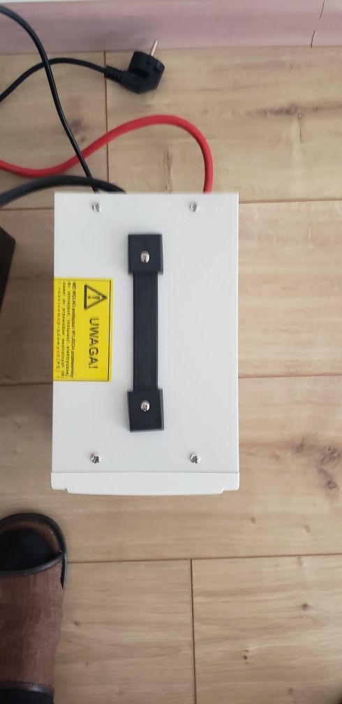 Джерело безперебійної живлення  Volt  Polska Sinus Pro 800 E 12/230V