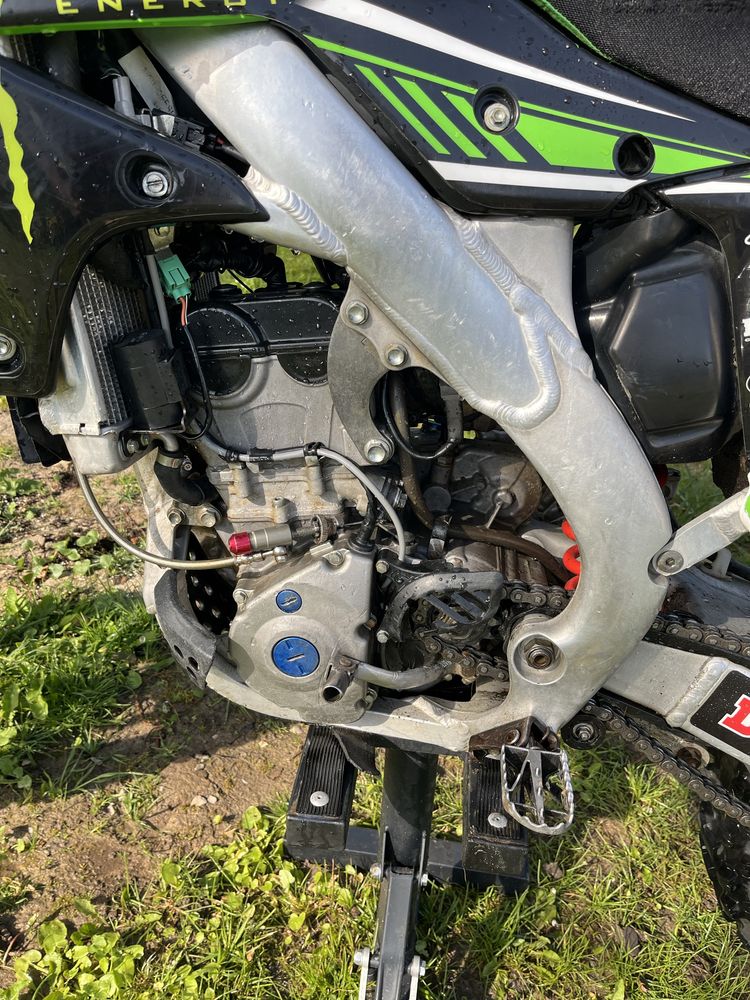 Sprzedam kawasaki kx250f.