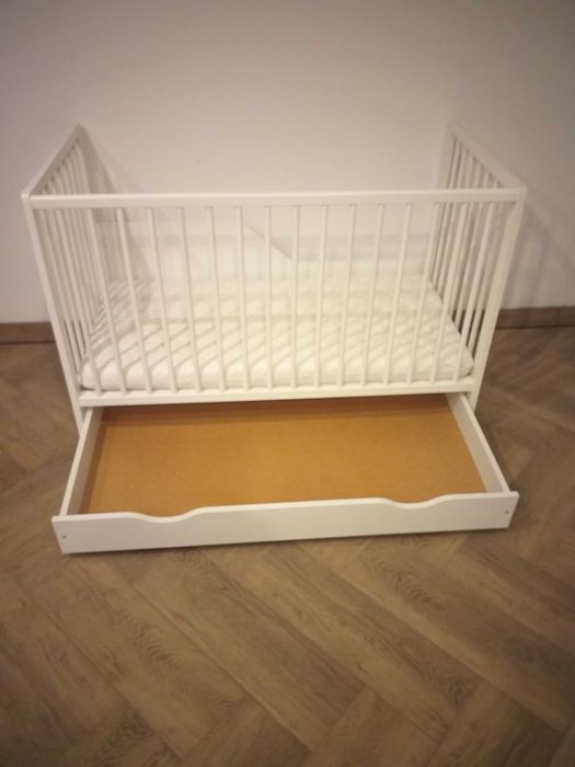 Łóżeczko dziecięce 120x60 z szufladą i materacem