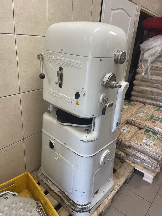 Dzielarka fortuna automat /zaokraglarka do bułek