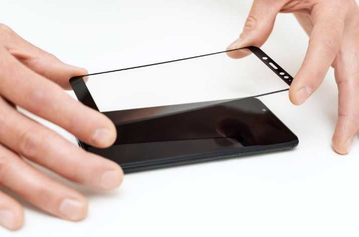 Продаж та поклейка захисного скла на смартфони Samsung, Xiaomi, Apple