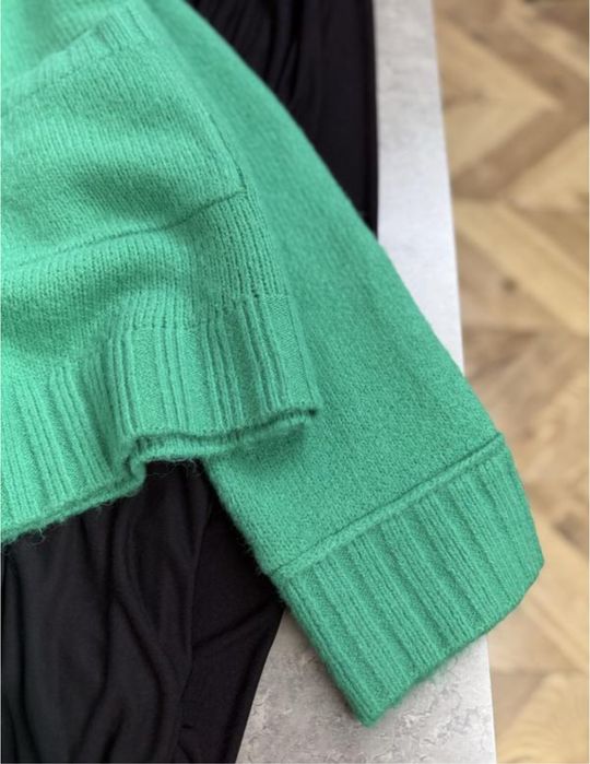 Кардиган на гудзиках next S