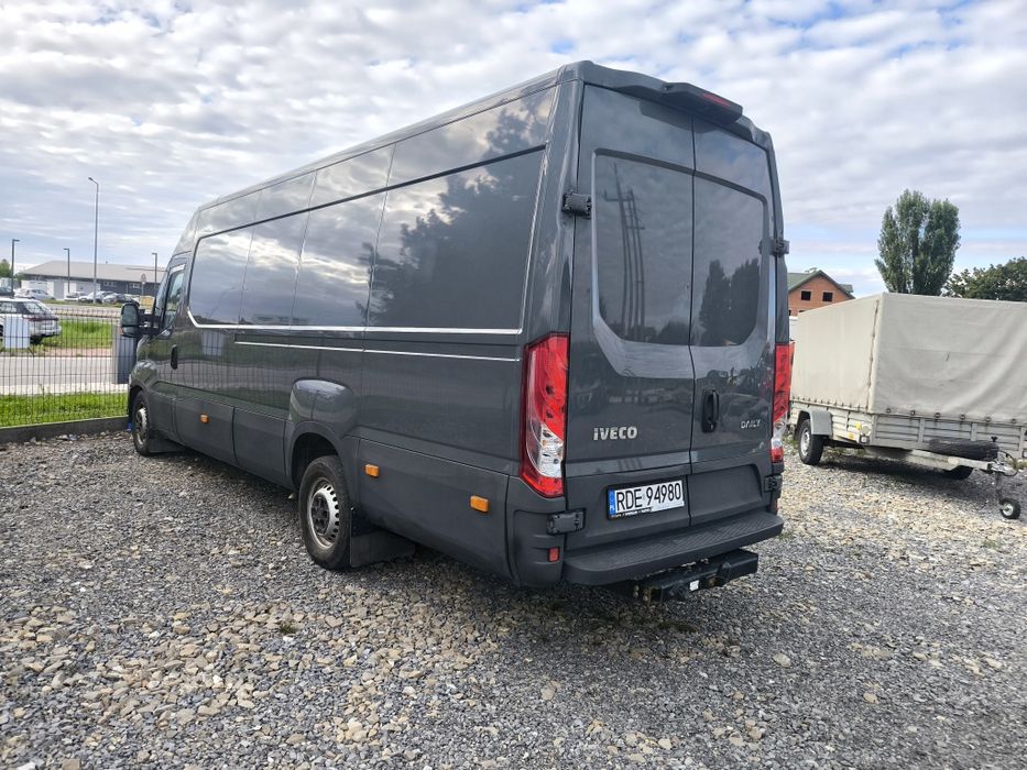 BUS wynajem wypożyczalnia Iveco Daliy L4H2 JBCARS