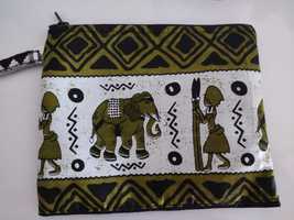 Carteiras, nécessaire e decoração para mesa de tecido Africano