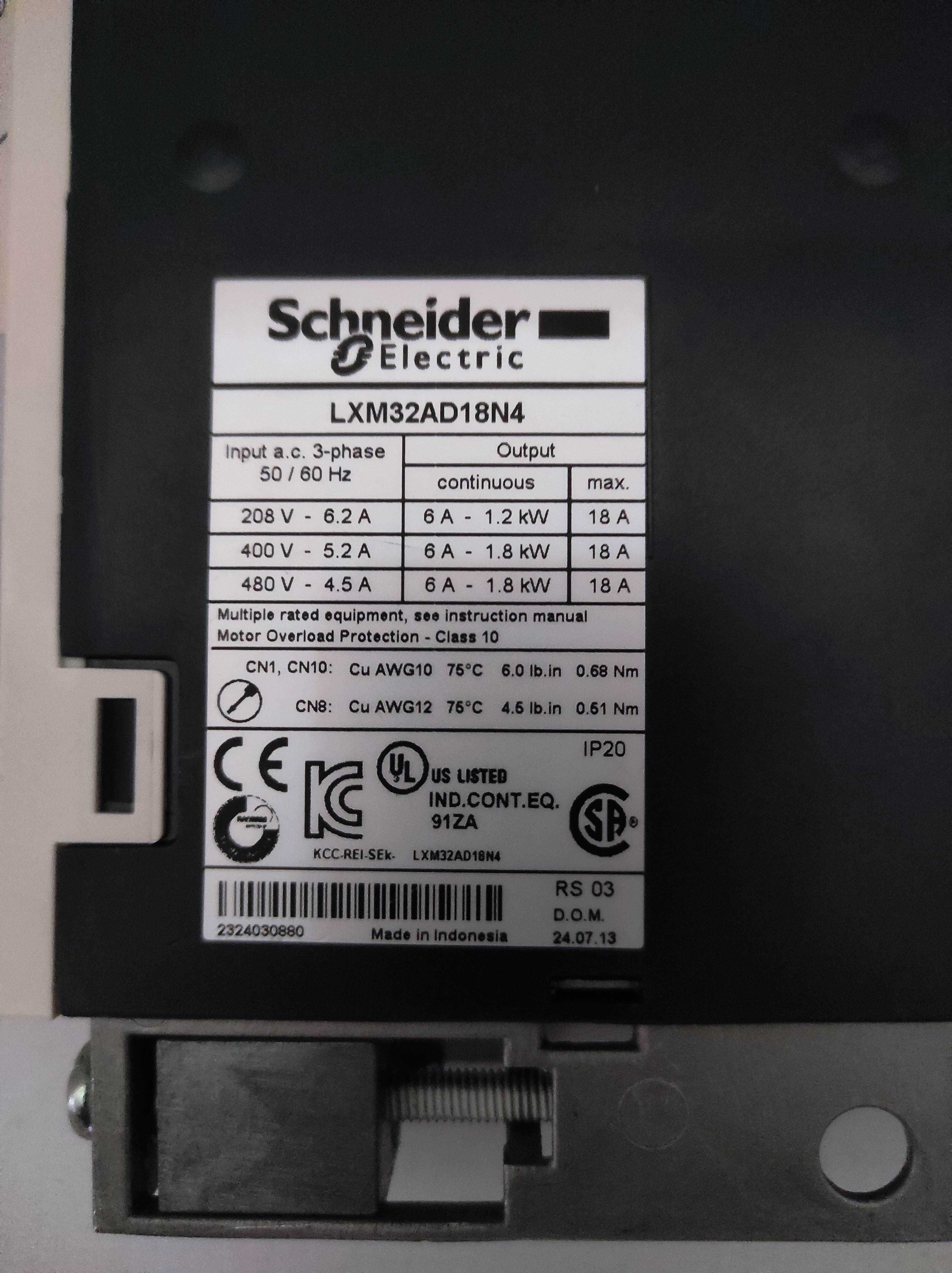 Сервопривід Schneider Electric LXM32AD18N4