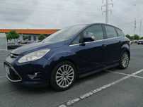 Ford C-MAX Ford C-max Titanium Sam parkuje