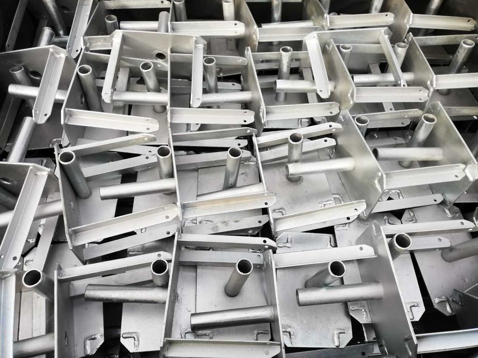 Sklejka budowlana, szalunki stropowe, podpora budowlana dźwigar korona