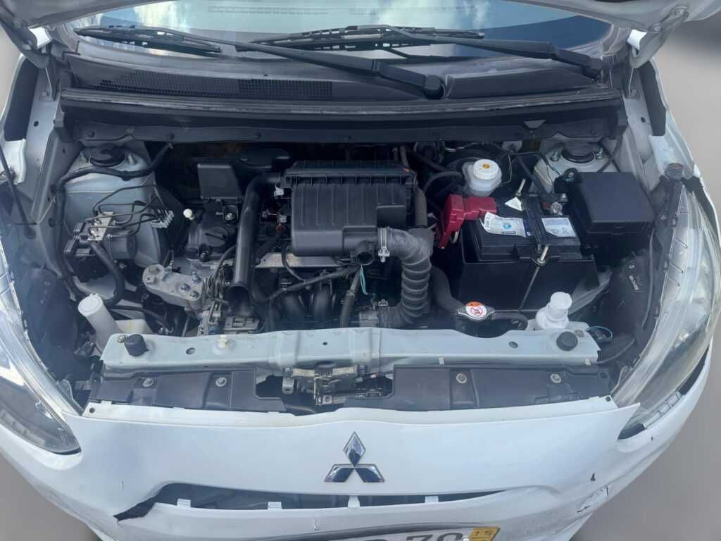 Mitsubishi Space Star 1.2 de 2015 Salvado