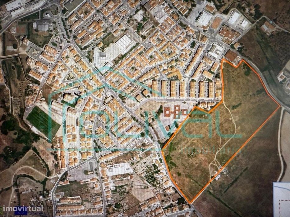 Terreno para construção no centro de Benavente