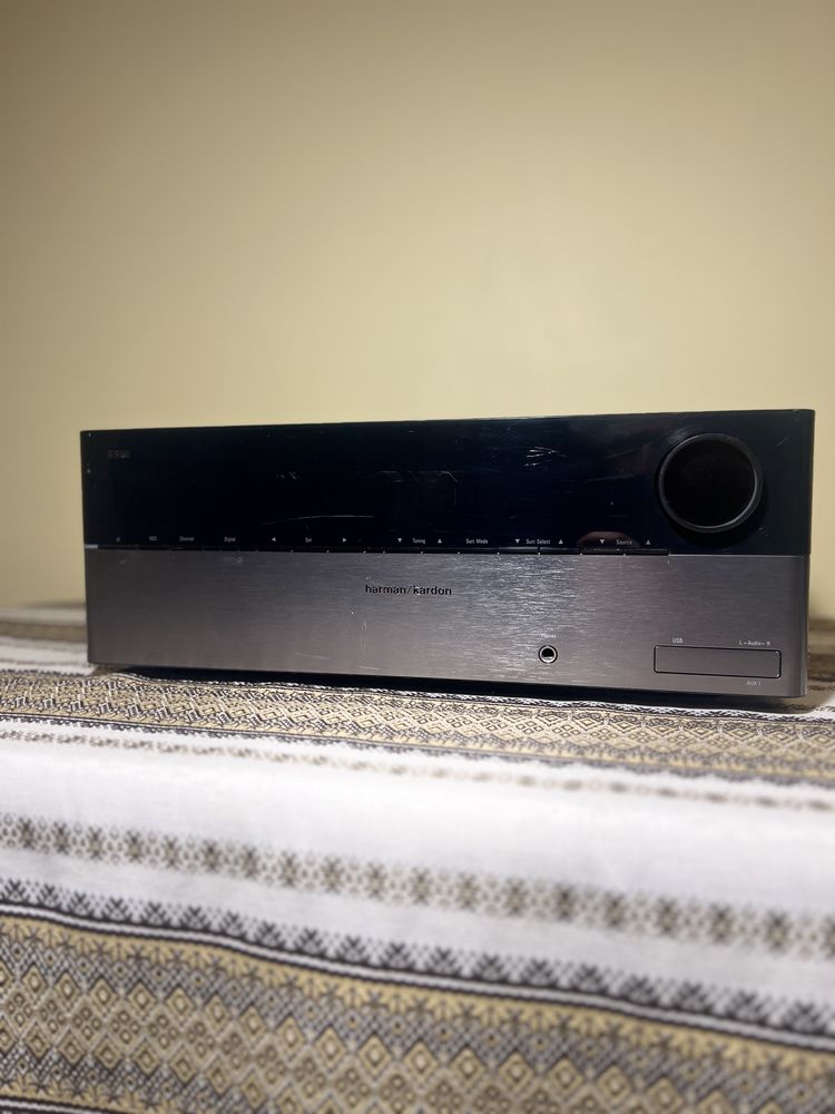 Продам ресівер harman kardon avr 156 хороший стан