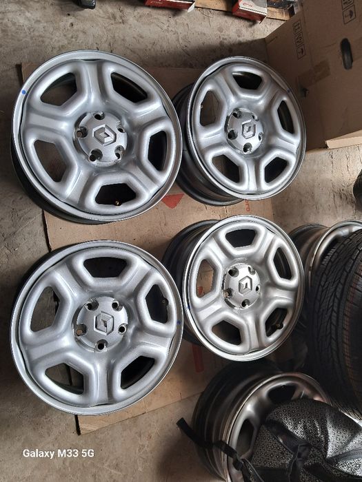 Колпачки Рено Дачия дастер Duster Renault