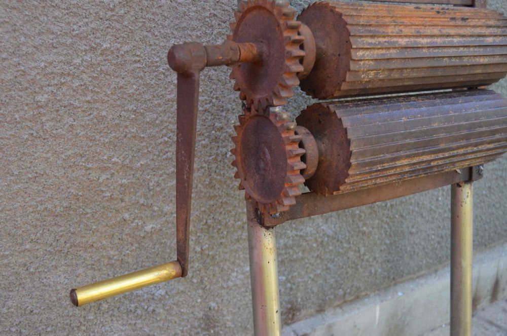 Дробилка для винограда