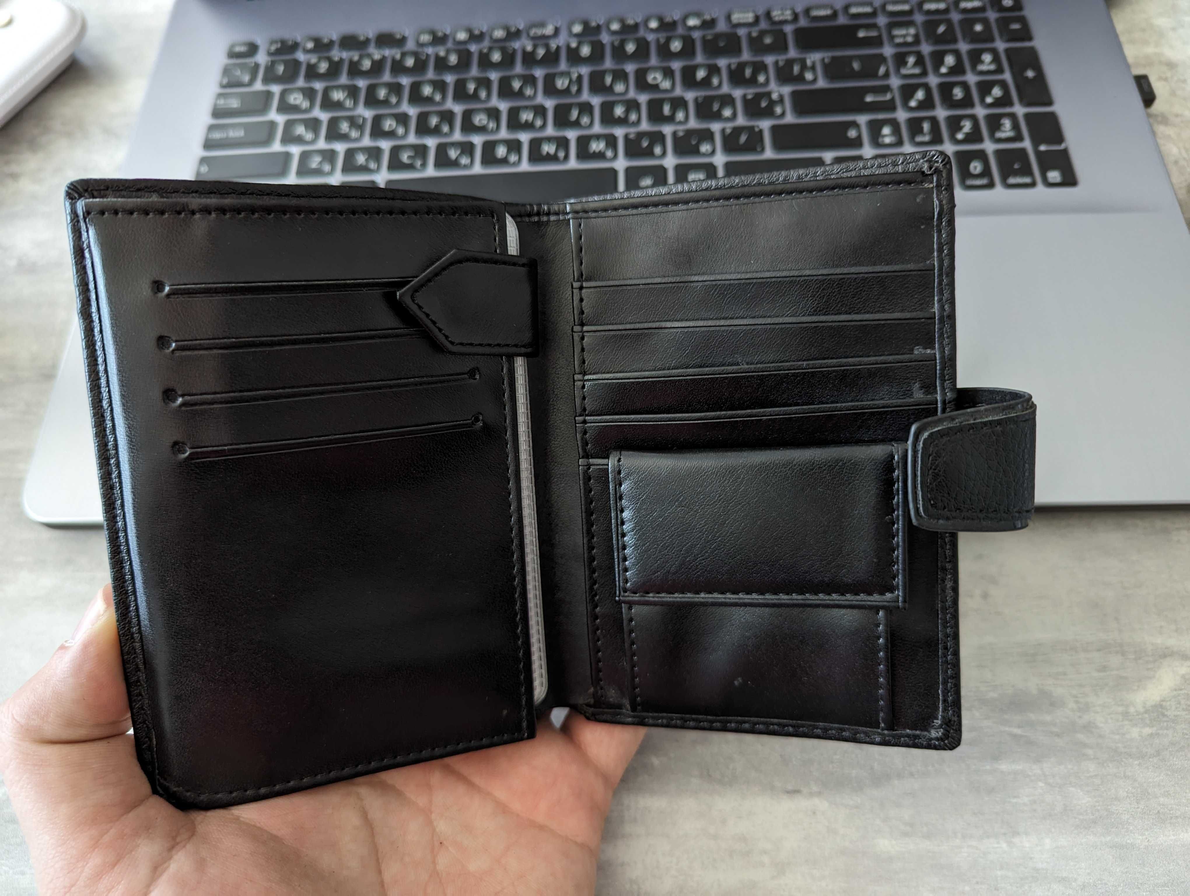 Новий гаманець чоловічий, кориченвий та чорний. Кошелек, портмоне
