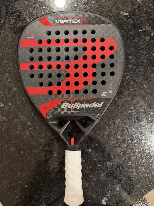 Bullpadel Vertex 04