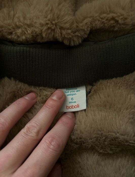 Куртка зимова кольору хакі