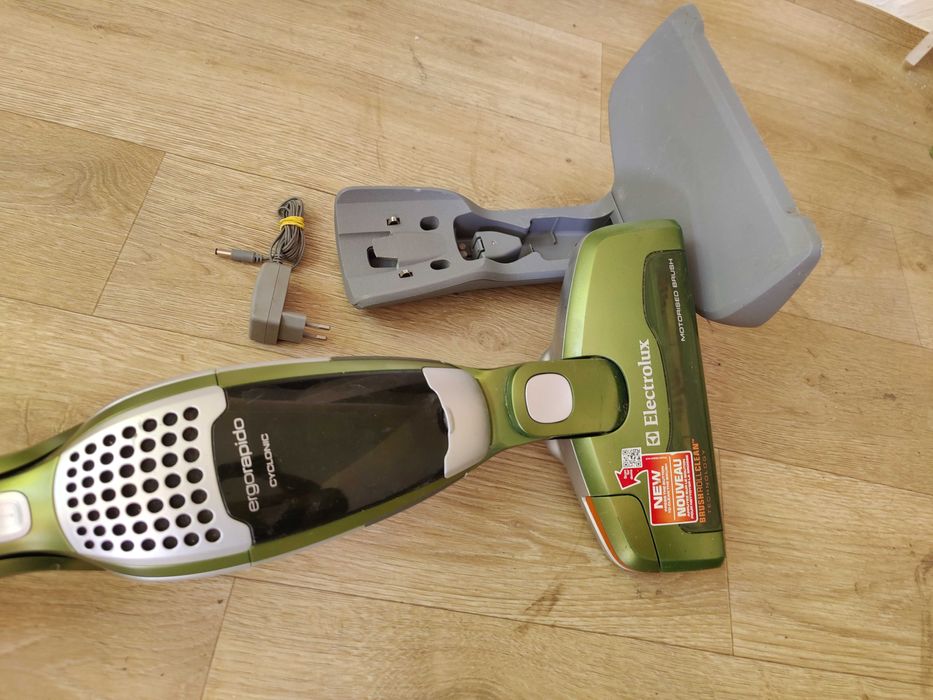 Пылесос Electrolux ZB-2934