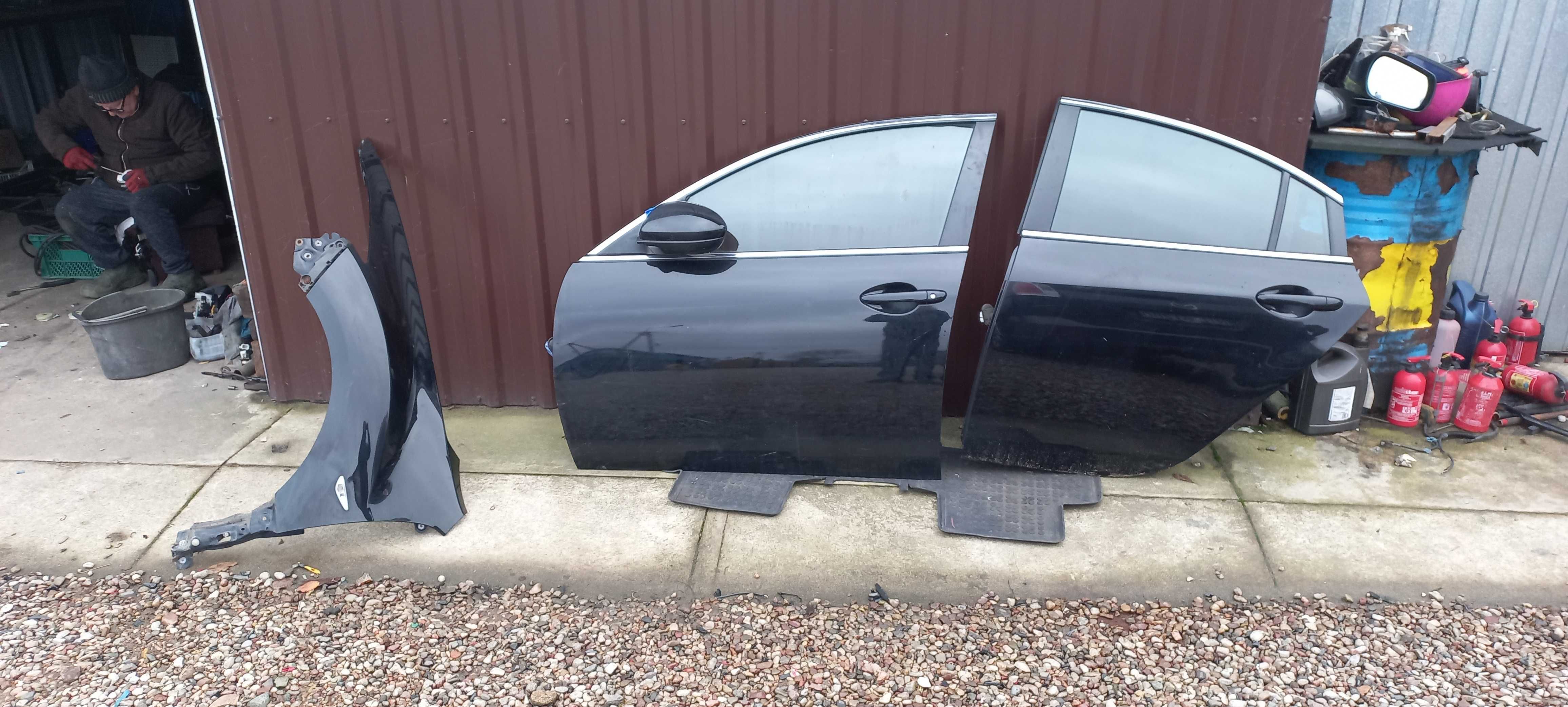 Mazda 6 gh kod a3f blotnik drzwi tyl sedan