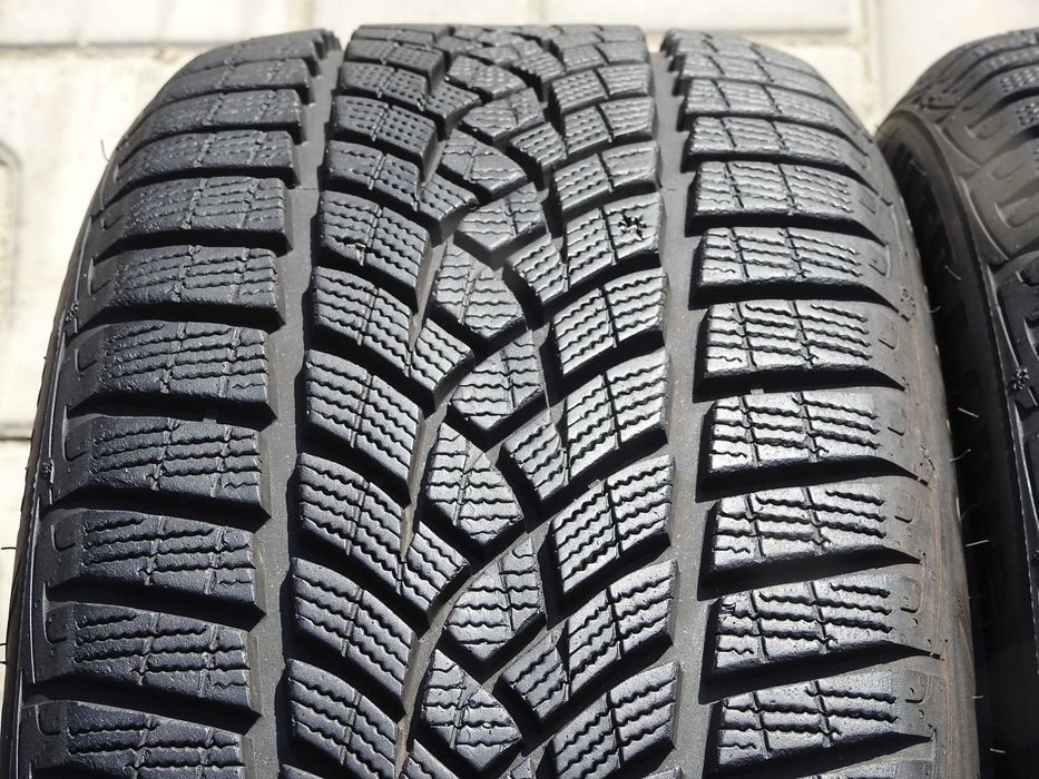 2x Goodyear Ultragrip Performance 225/45 R17 91H 8,5mm 18r JAK NOWE
